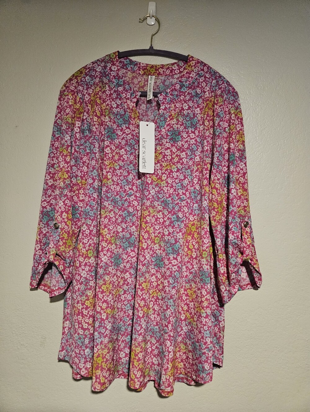 Dear Scarlett Lizzy Relaxed Flowy V-Neck Pink Floral Roll-Tab Tunic Size 2X NWT - Picture 2 of 9